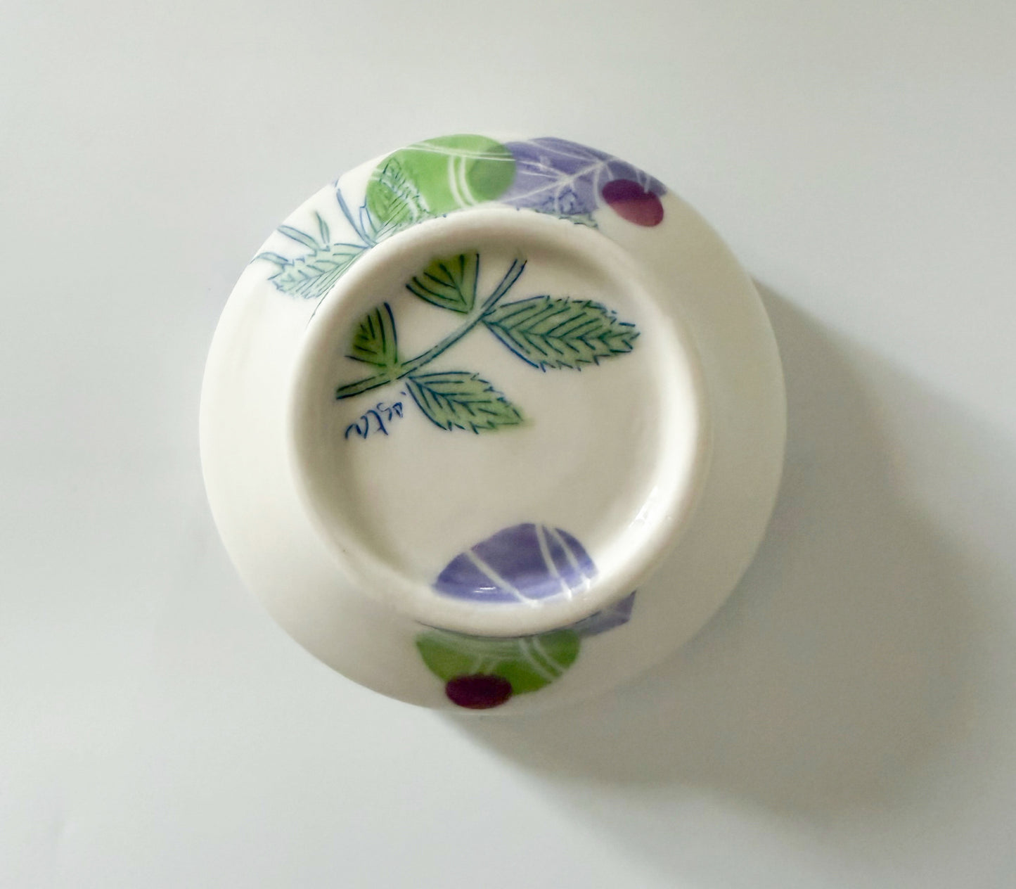 Individual bowl with roses