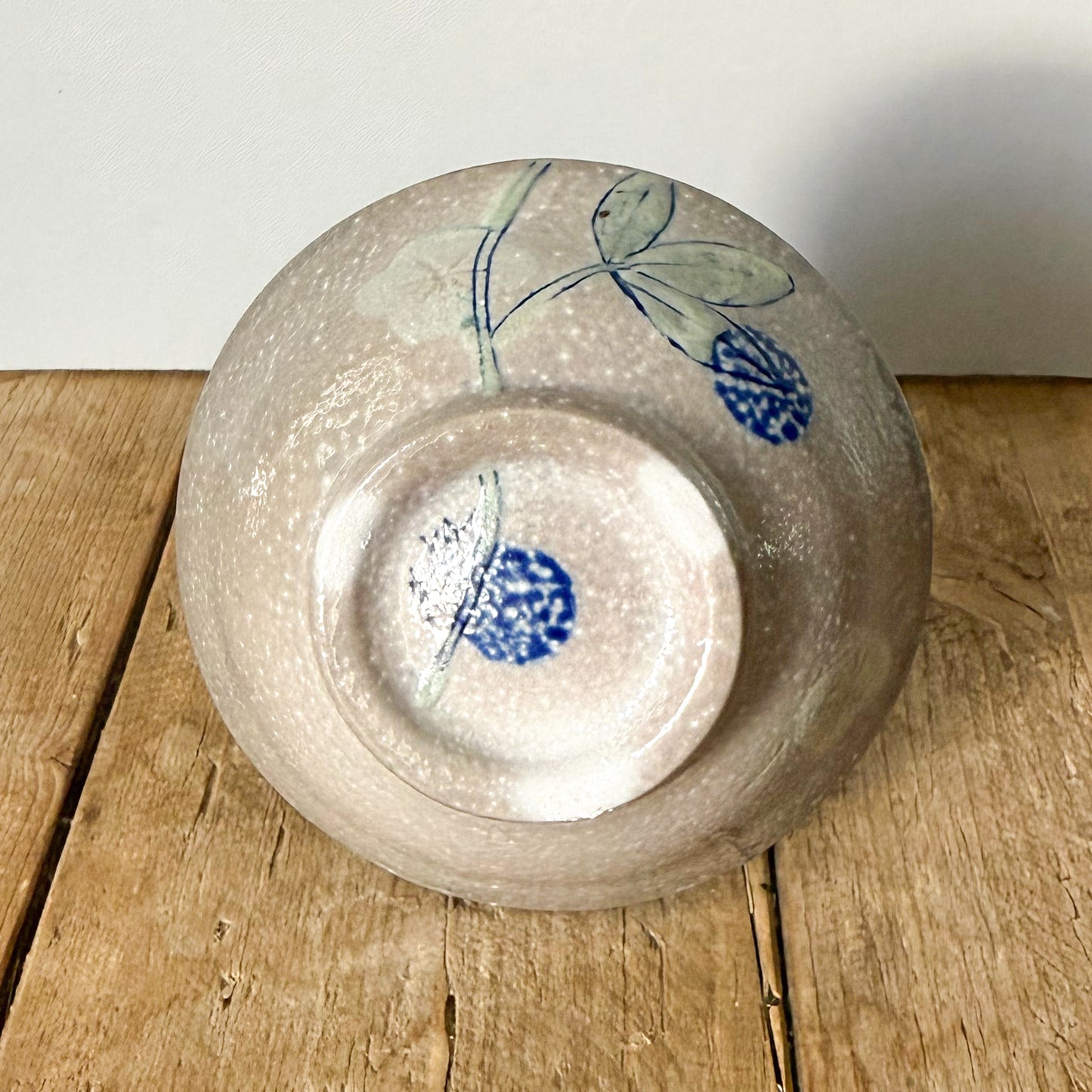 Small dish with clovers 2