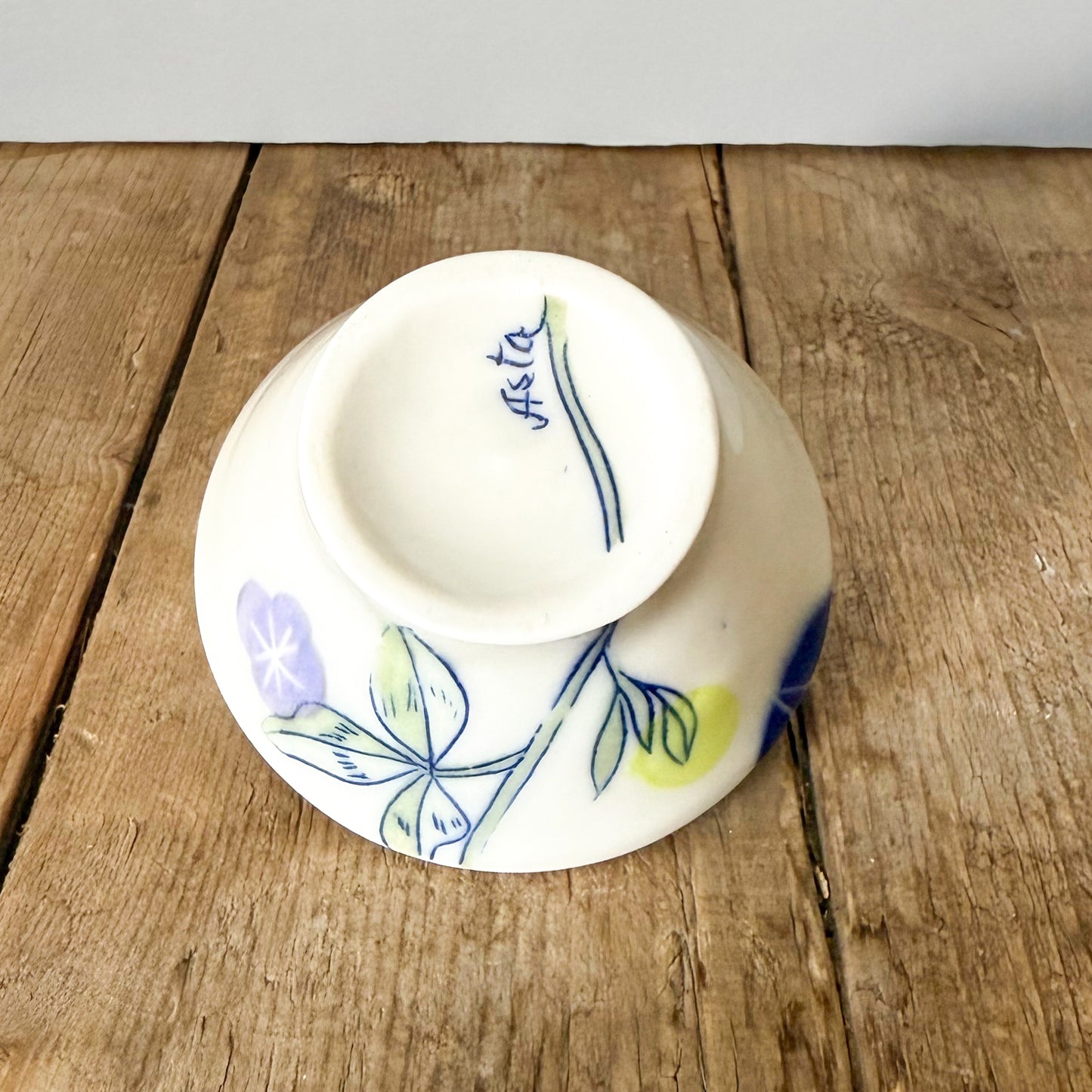 Small dish with clovers 9