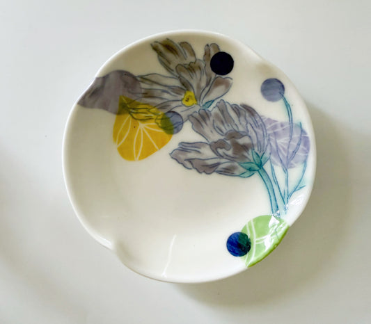 Dessert plate with cosmos flowers