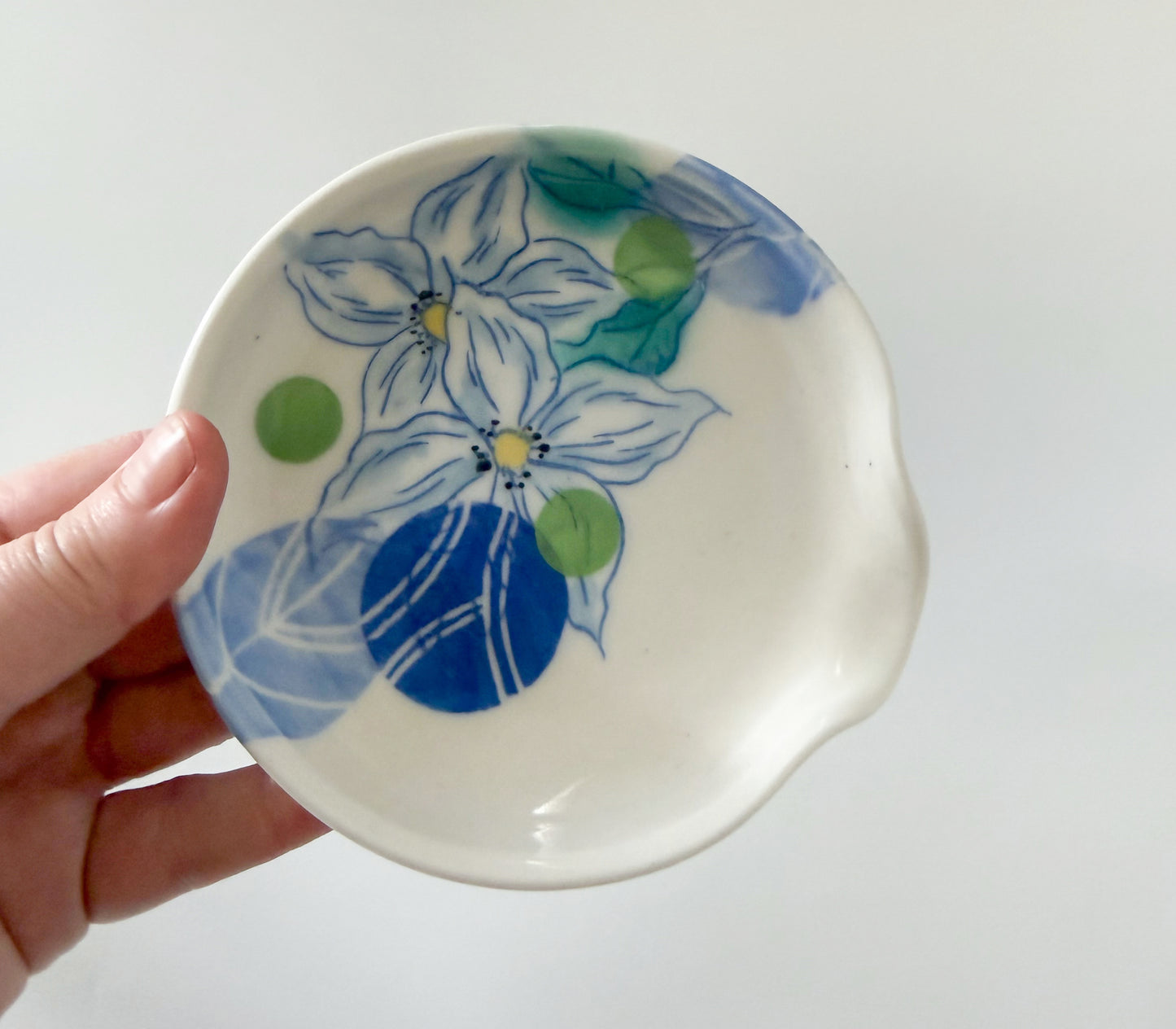 Spoon rest with dogwoods