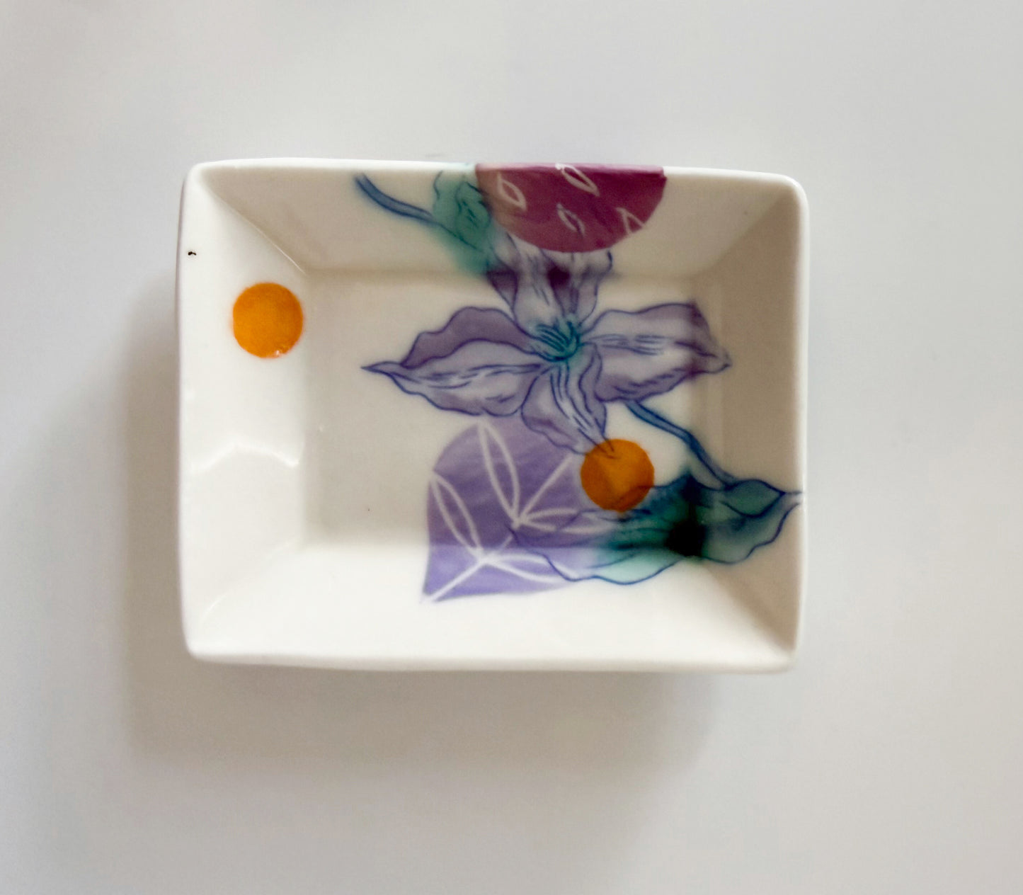 Small rectangular plate with clematis