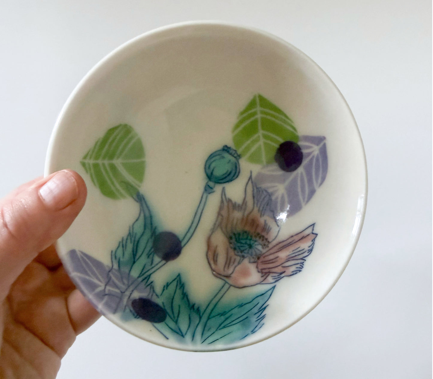 Small bowl with poppies