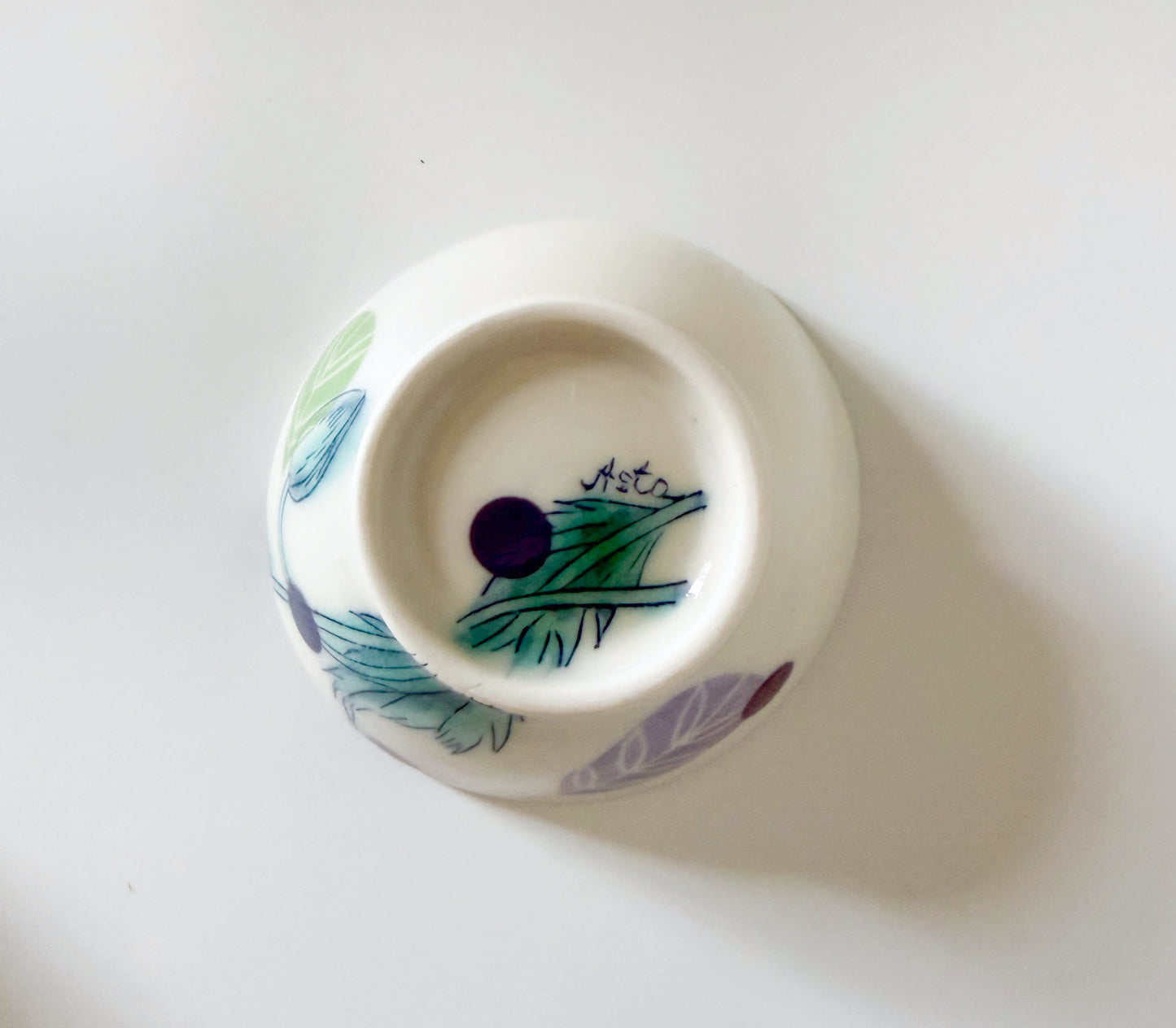 Small bowl with poppies