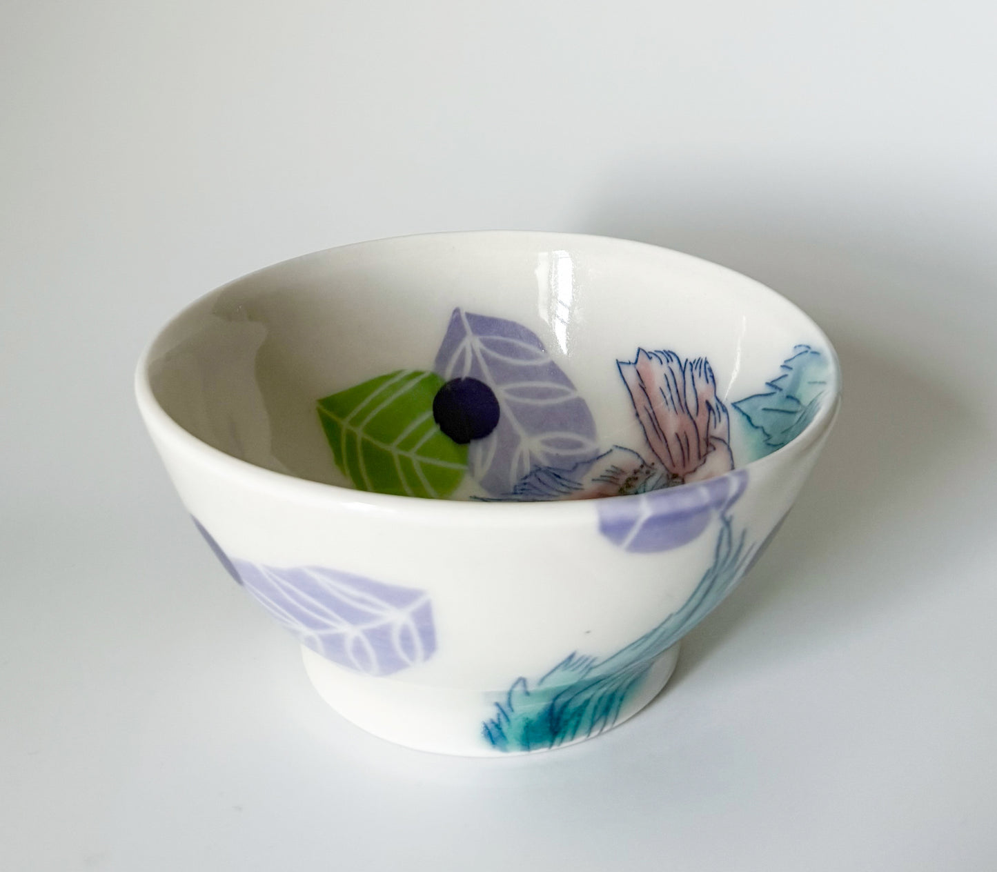 Small bowl with poppies