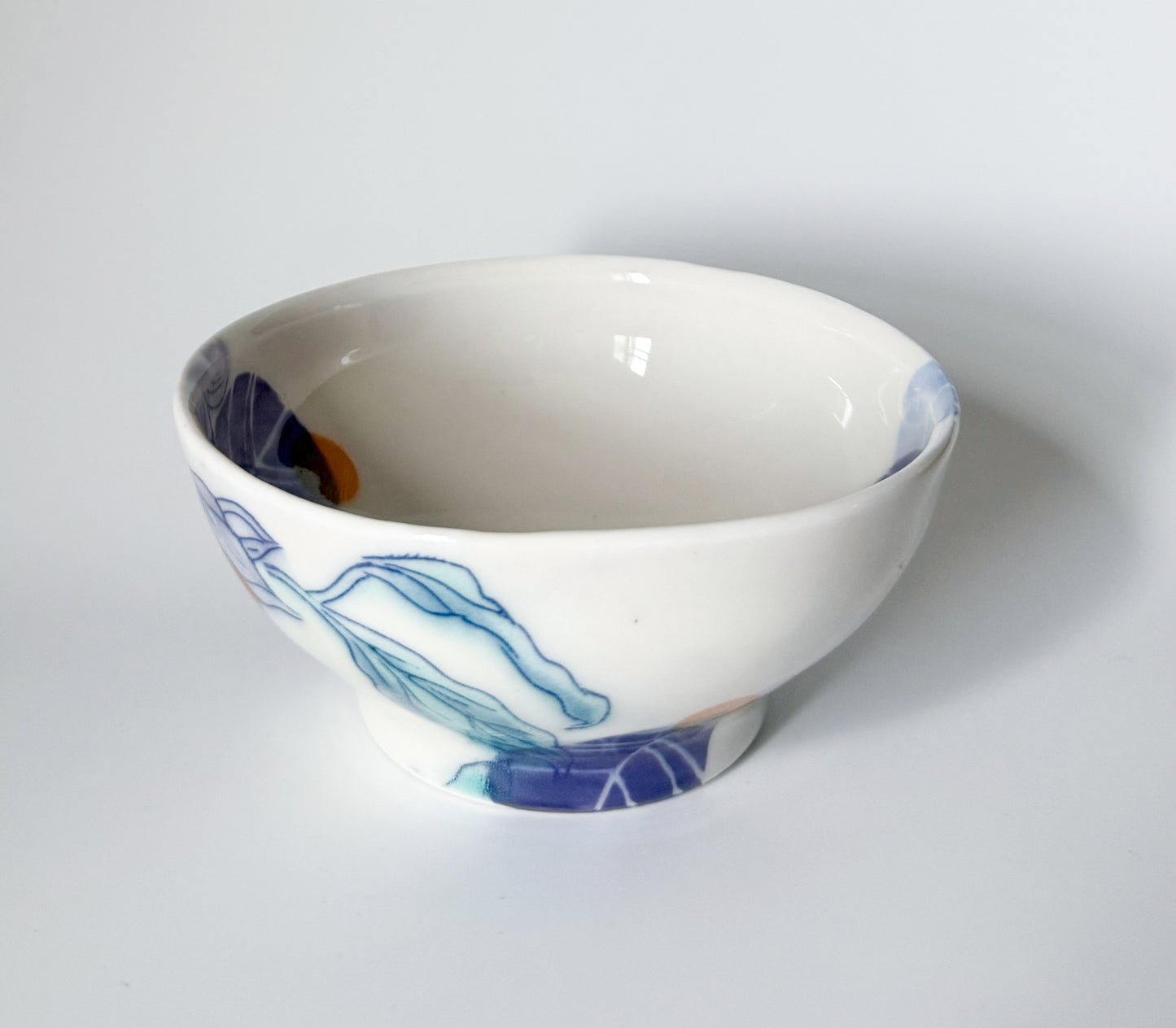 Small bowl with clematis