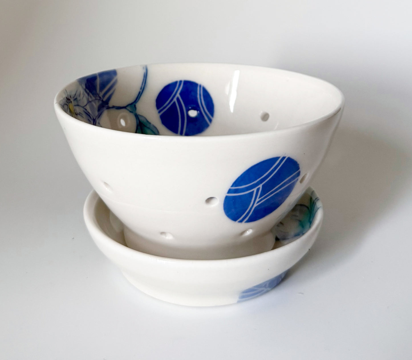 Berry bowl with dogwoods