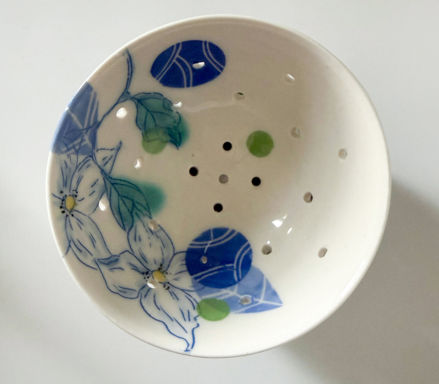 Berry bowl with dogwoods
