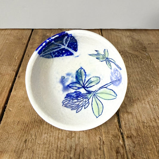 Small dish with clovers 7
