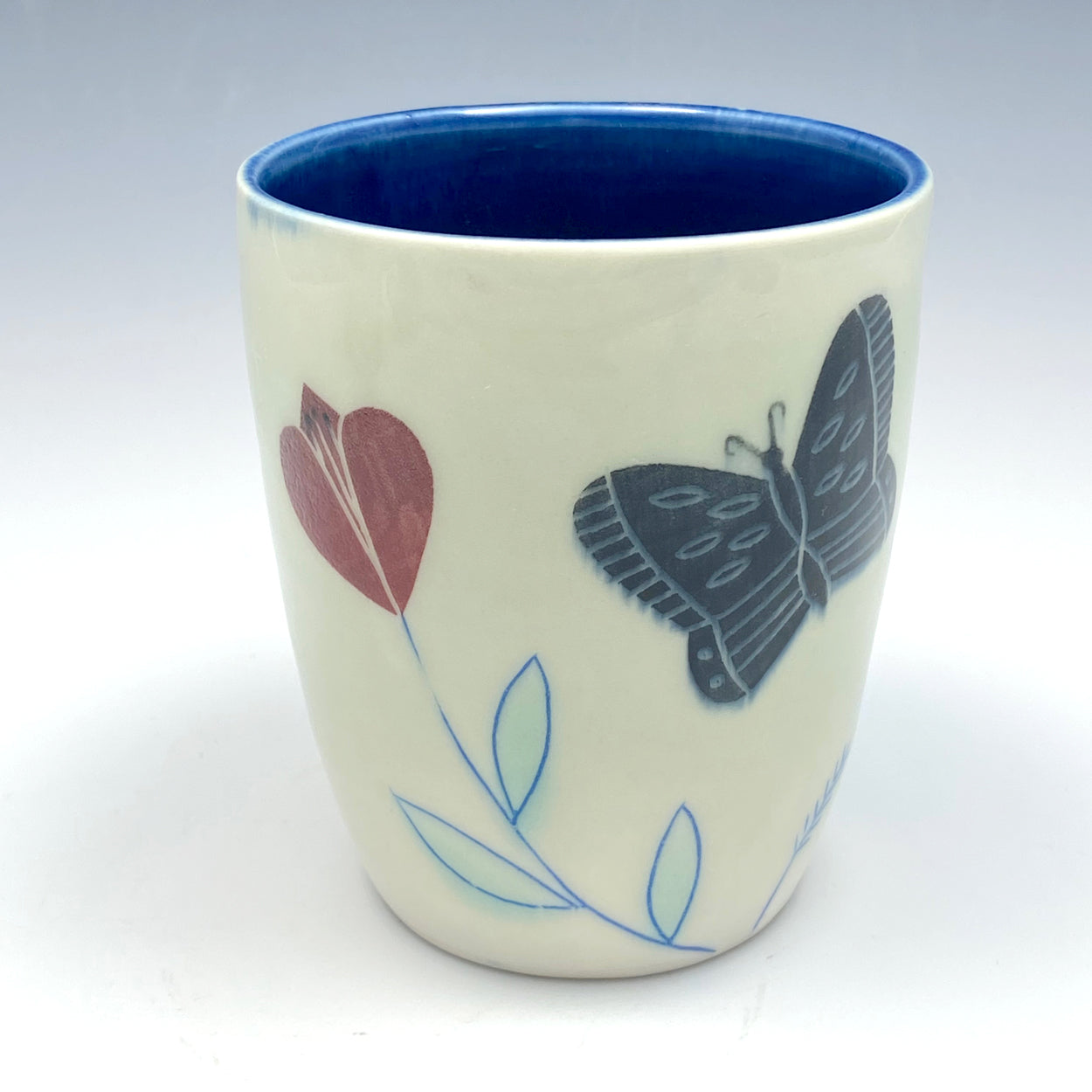 Juice cup with black butterflies 02