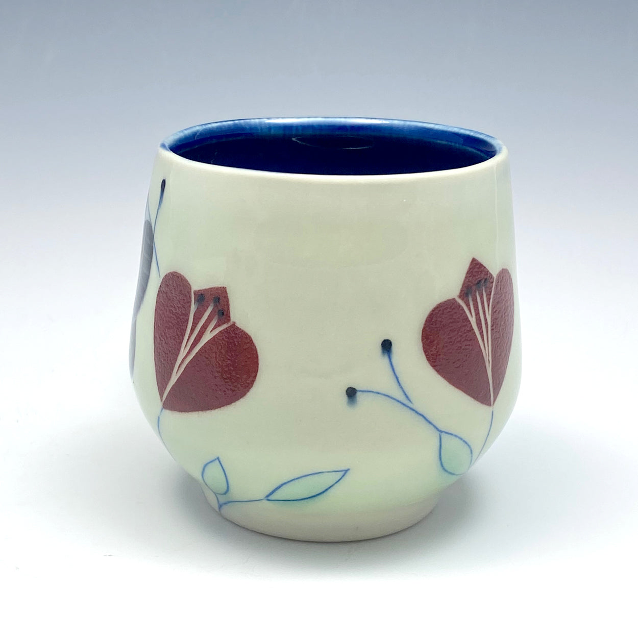 Mug with black butterflies 02
